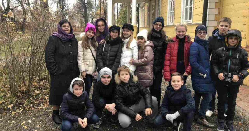 28 октября 6Б класс вернулся из путешествия, побывав в родовом имении А. С. Пушкина Болдино и в столице республики Мордовия Саранске.