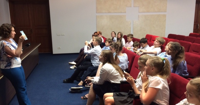 15 мая учащиеся 5«А» класса были на экскурсии в региональном отделении Центробанка России