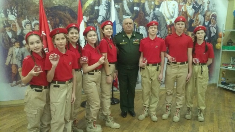 28 ноября юнармейская сборная команда КВН Самарской области «Ля Рошель» (Гимназия № 3) посетила Центральный Дом Юнармии.