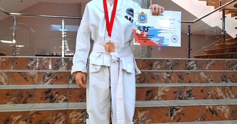 Ученик 1В класса Сабиров Амир завоевал бронзовую медаль на Чемпионате и Первенстве Самарской области по тхэквондо!