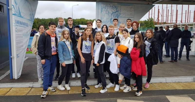 Команда обучающихся и учителя гимназии приняли участие во Всероссийском дне бега «Кросс наций»