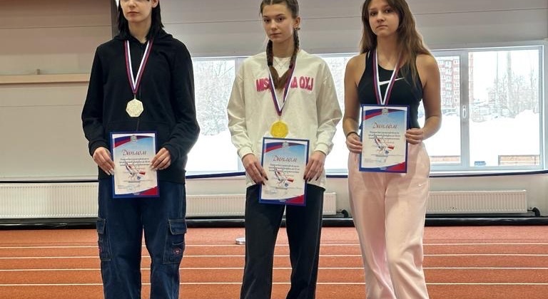 Мерлушкина Ксения заняла 3 место на Первенстве Самарской области U18 по прыжкам в высоту с результатом 155 см