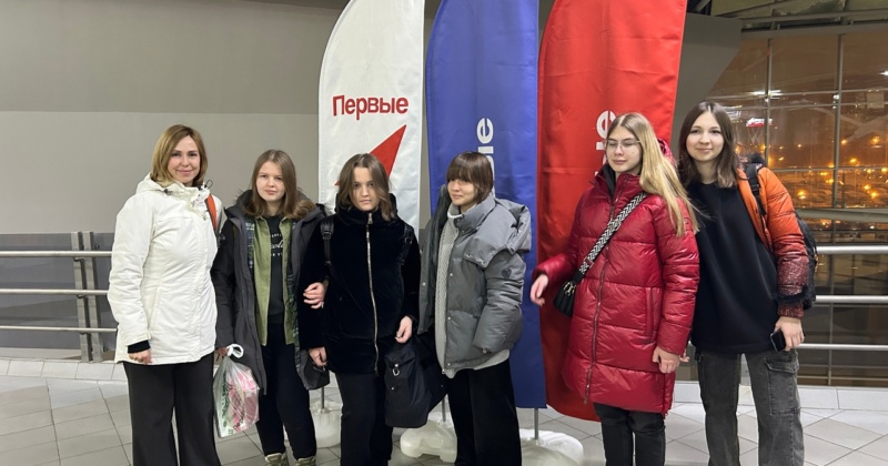 Учащиеся Гимназии №3 совершили незабываемую поездку в Москву, на выставку «Первые в России — стране возможностей».